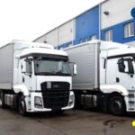 В Україну поставили сідельні тягачі Ford Trucks 1845T із тентованими напівпричепами Kässbohrer