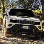 Новий повнопривідний Jeep Avenger 4xe вже в Україні