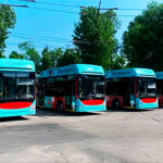 У Хмельницькому презентували 5 нових тролейбусів Еталон Т12240 «Барвінок»