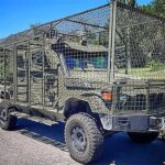 Українську бронетехніку намагаються швидкими темпами захистити антидроновими екранами